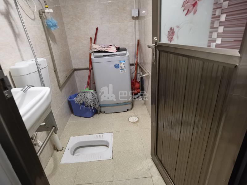 江南名苑6282617卫生间图6