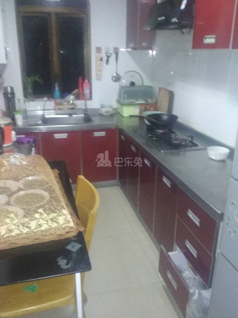 上虹新村1-6街坊6283352厨房图4