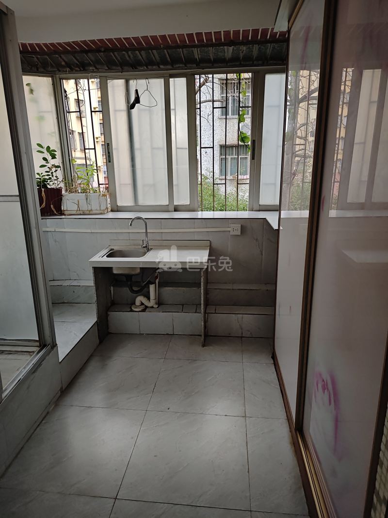 怡海花园6284086卧室图3