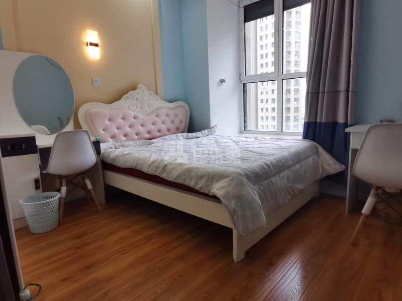 弘阳旭日上城二区6305410卧室图0