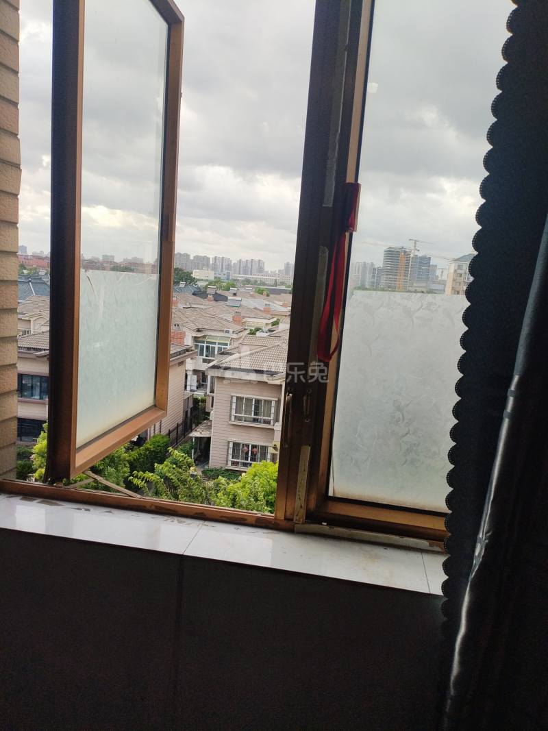 银兆公寓6308985卧室窗户图18