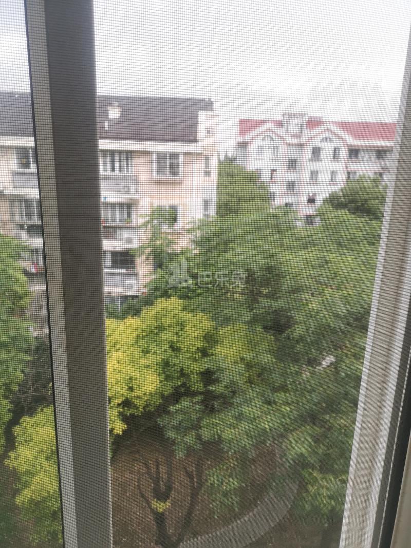 御桥馨华苑（京浦路298弄）6312003周边环境图12