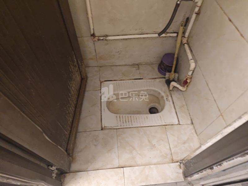 曙光花园6319163卫生间图5