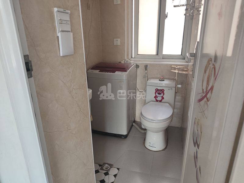 翔瑞新苑西区（鹤槎路185弄）6332573卫生间图6