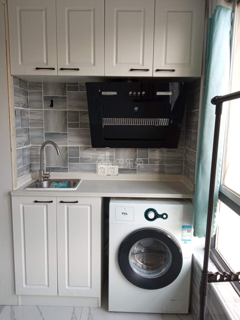 蟠龙馨苑6337502厨房图4