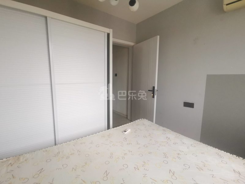 建德花园海棠苑（嘉定）6353801卧室图2