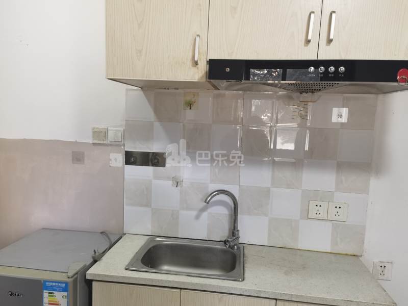 延吉东路130弄小区6385215厨房图4