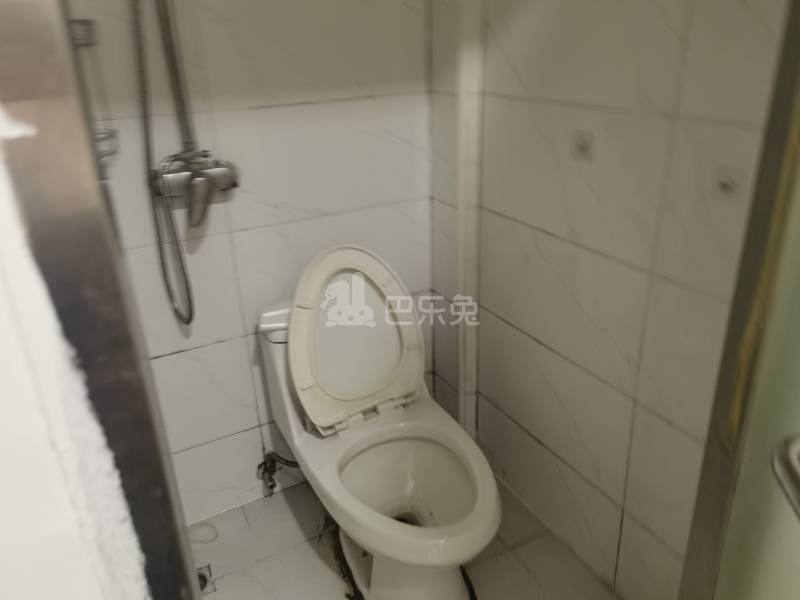 延吉东路130弄小区6385215卫生间图5