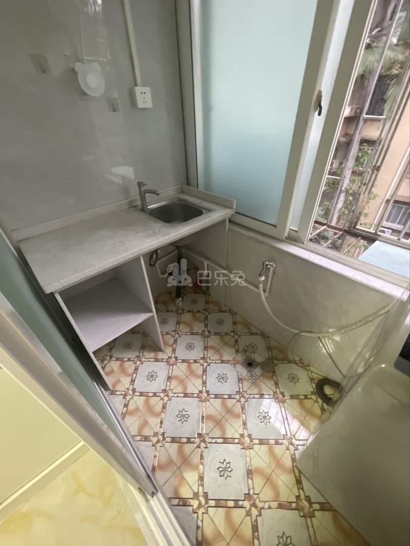 南油生活A区6388918卫生间图4