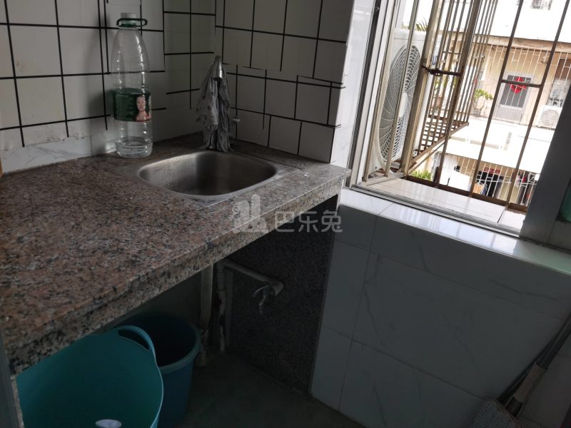 宏华苑小区6399973卧室图1