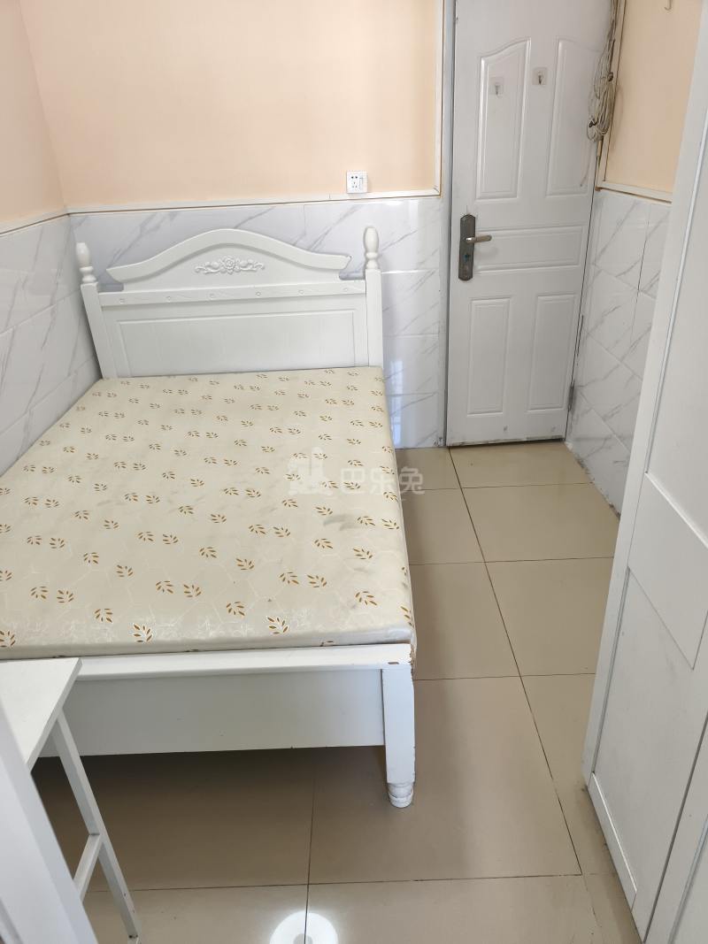 海湾花园6408757卧室图5