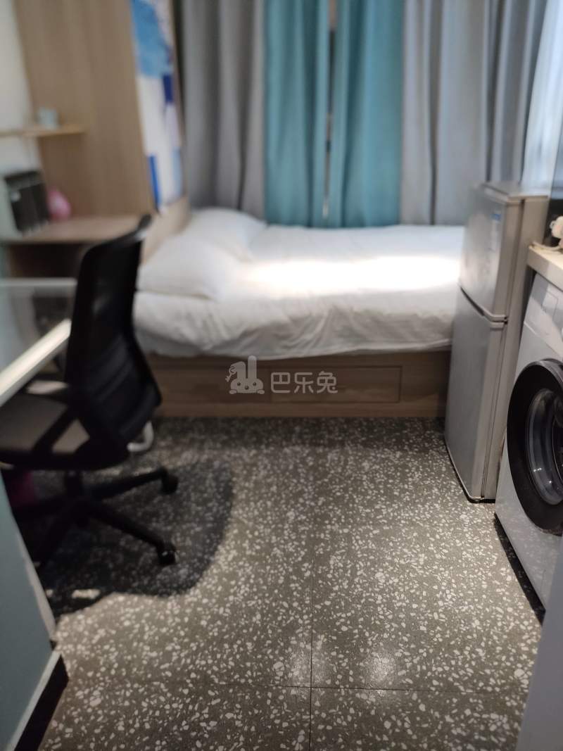 石厦东村215栋6421971客厅图4