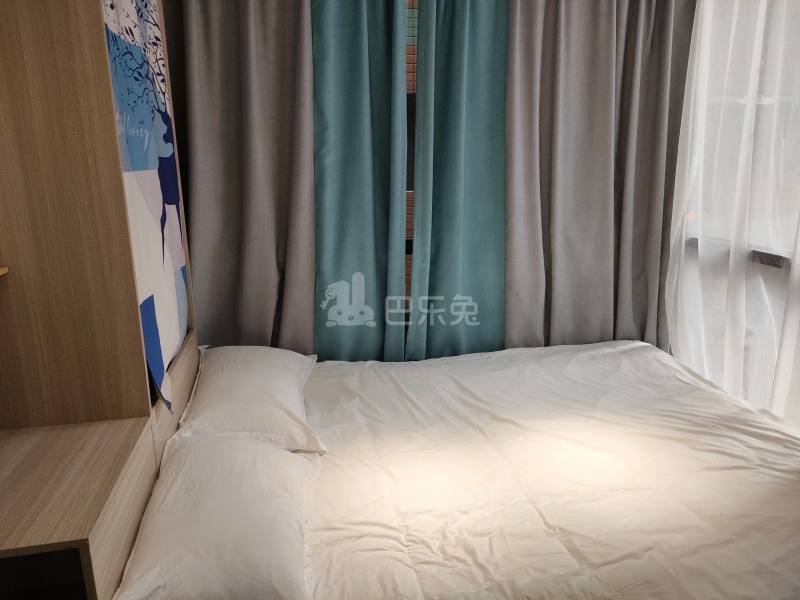 石厦东村215栋6421971卧室图0