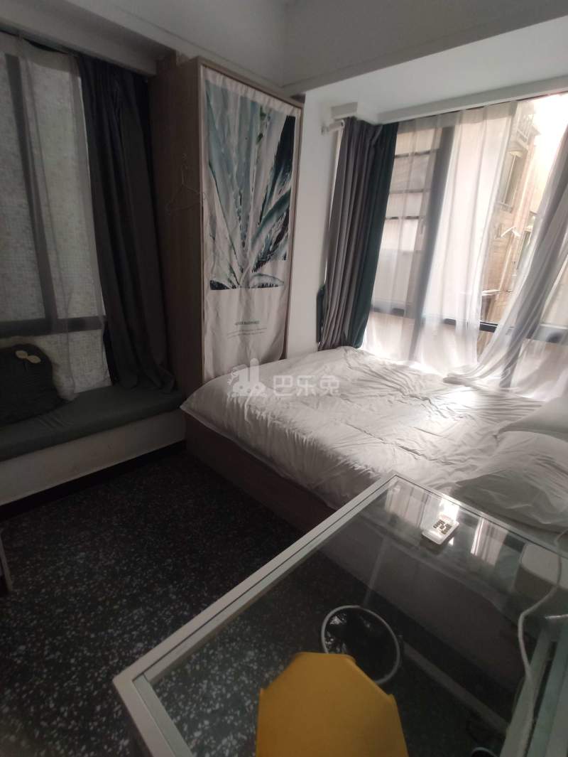 石厦东村215栋6421974卧室图0