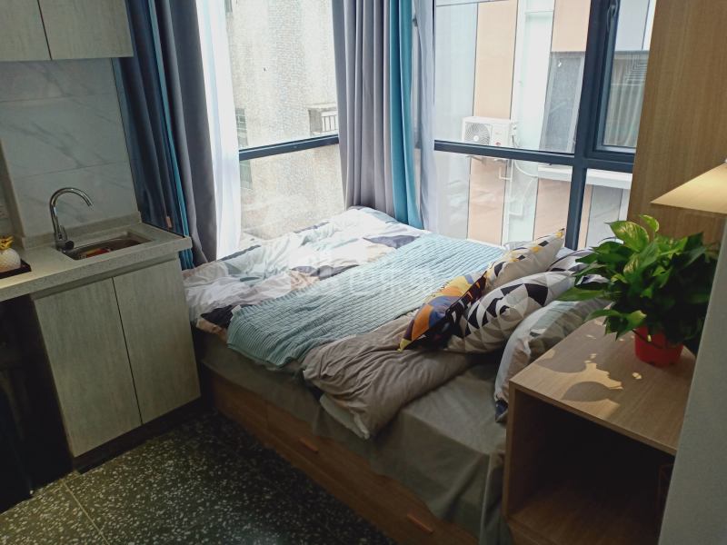 石厦东村215栋6421979卧室图0