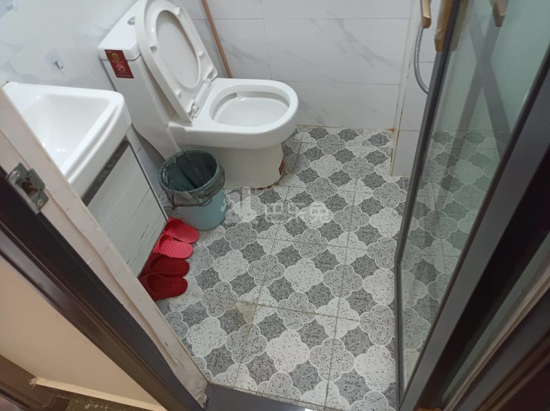 石厦东村215栋6421981卫生间图12