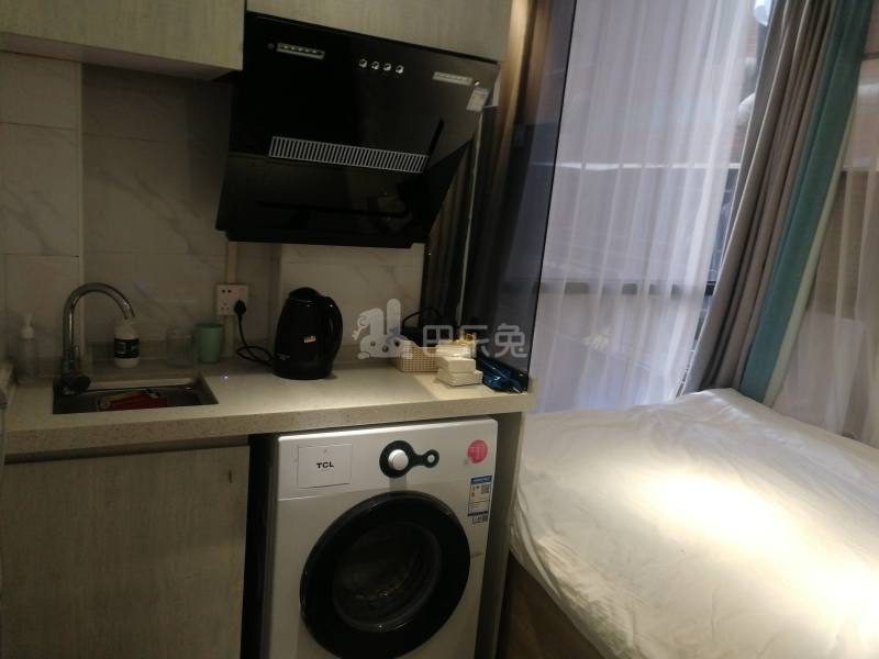 石厦东村215栋6421983卧室图1