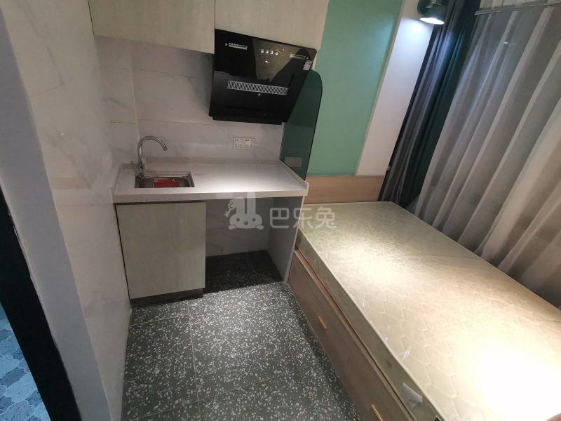 石厦东村215栋6421987卧室图1