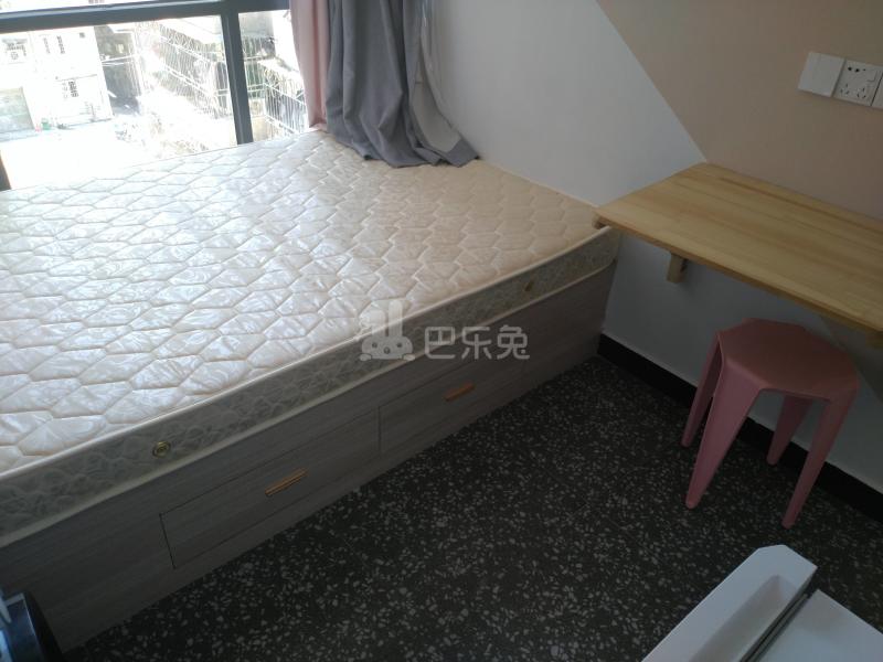 石厦东村215栋6421991卧室图5