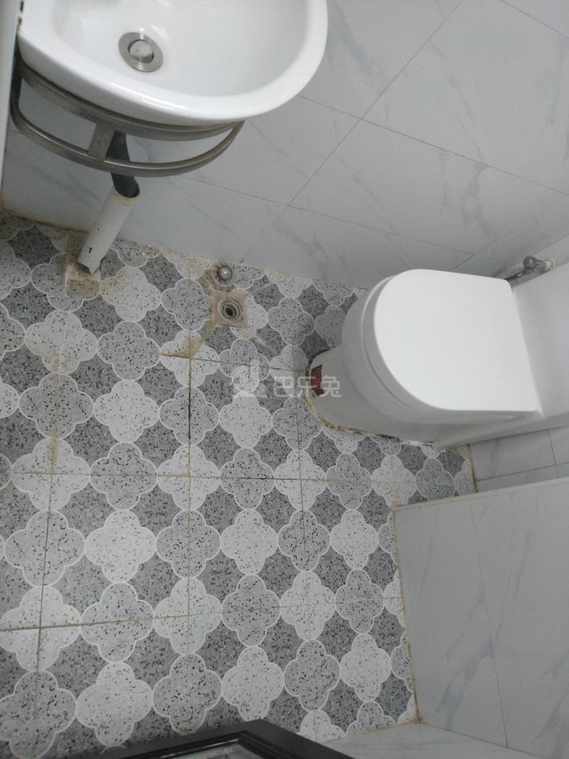 石厦东村215栋6421991卫生间图10