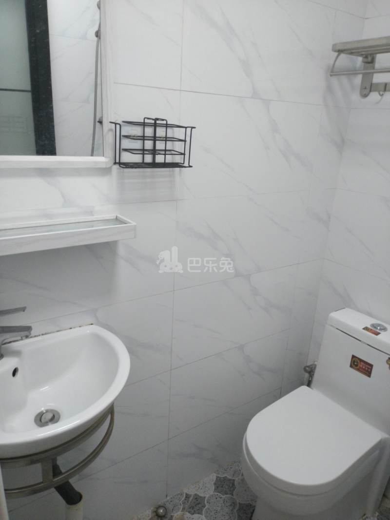 石厦东村215栋6421991卫生间图11