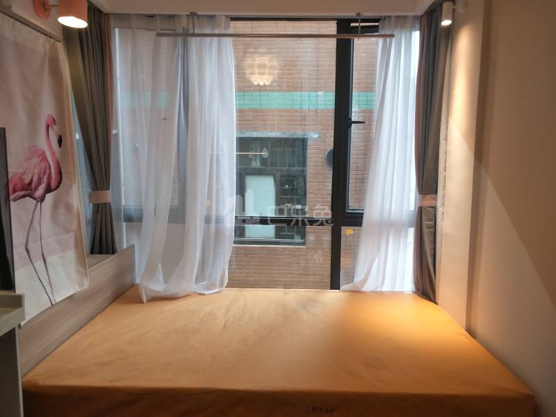 石厦东村215栋6422003卧室图0