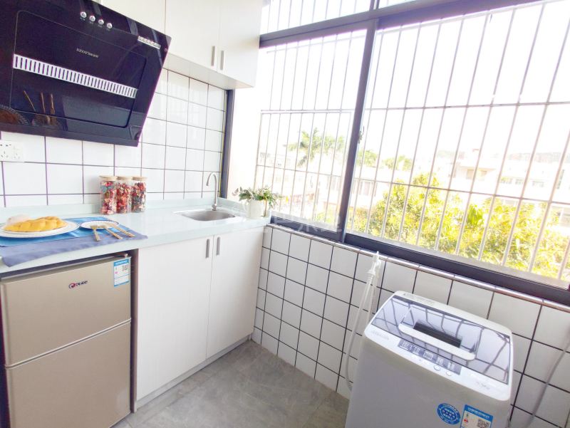 龙湖冠寓深圳塘坑地铁站店6446713周边环境图5