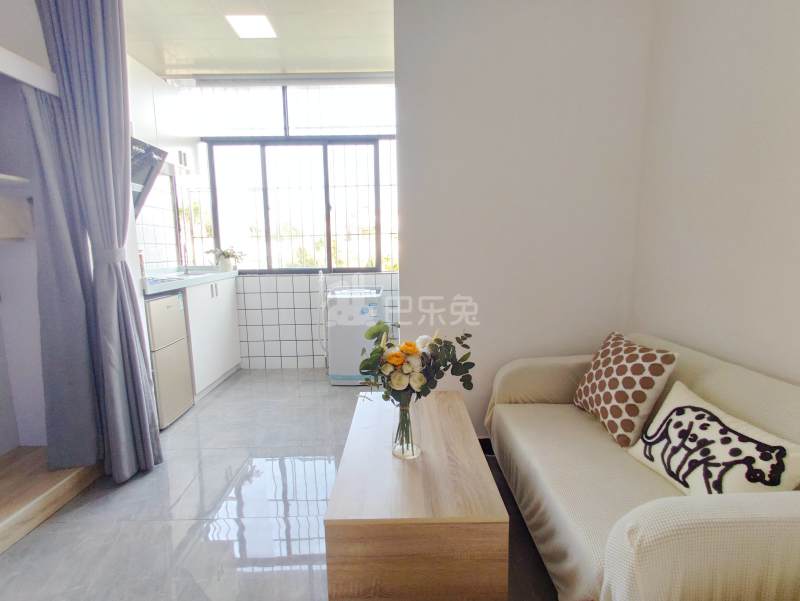 龙湖冠寓深圳塘坑地铁站店6446714周边环境图6