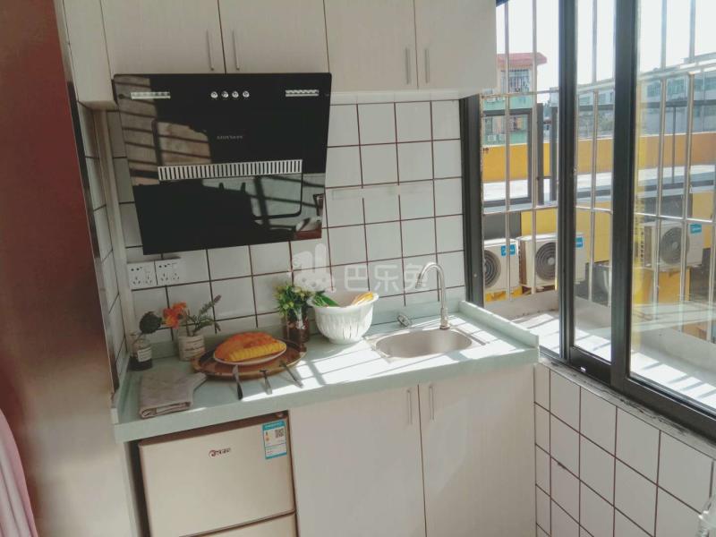 龙湖冠寓深圳塘坑地铁站店6446715周边环境图33