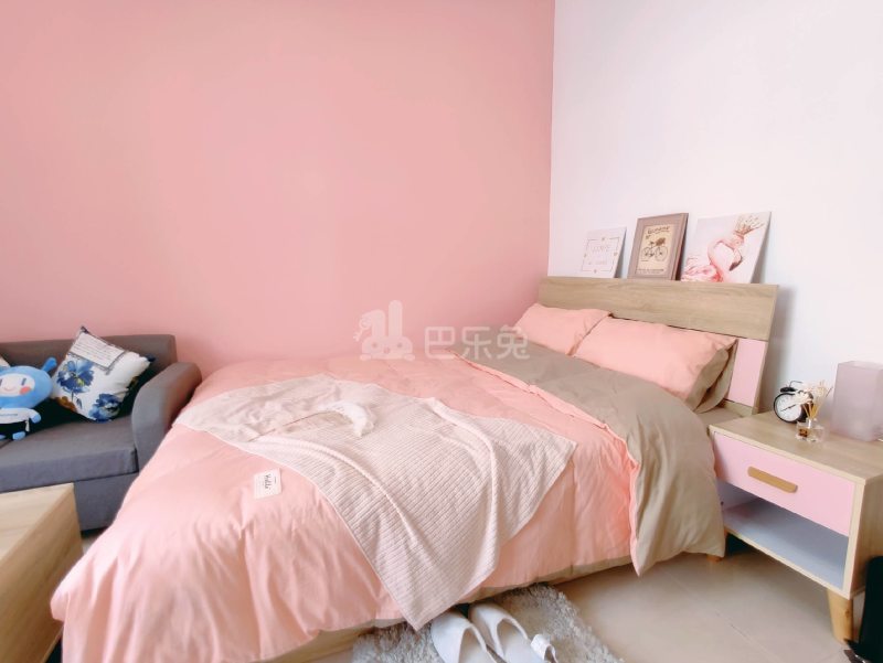 龙湖冠寓深圳塘坑地铁站店6446716卧室图3