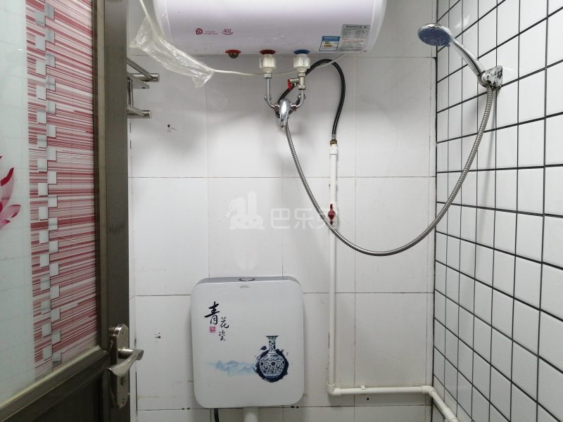 石鼓花园6464788卫生间图4