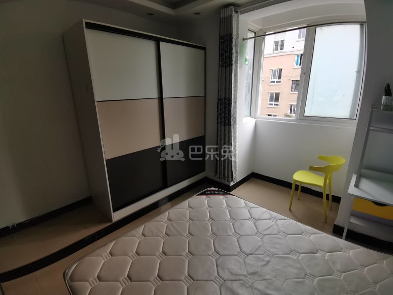 鑫峰苑6466868卧室图3