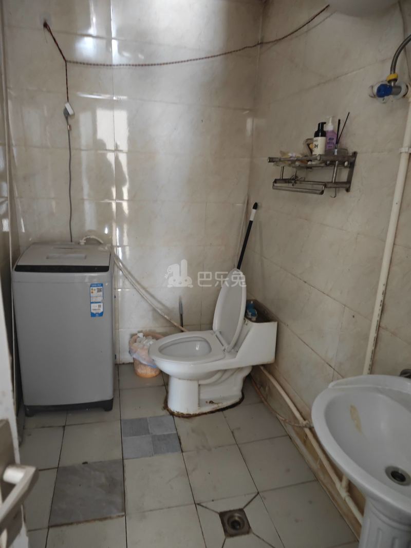 浏翔花苑（蕴北公路2281号）3167694卫生间图8