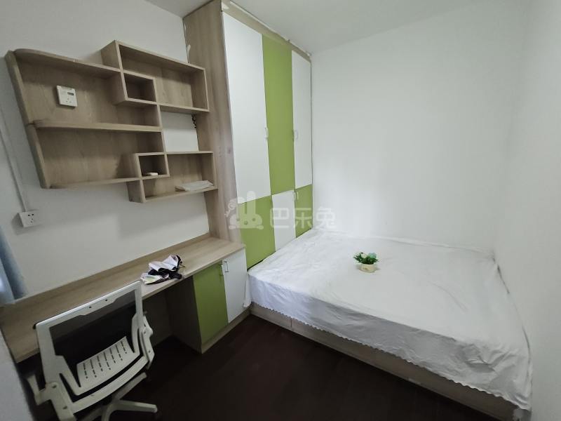 龙泰轩6495834卧室图0