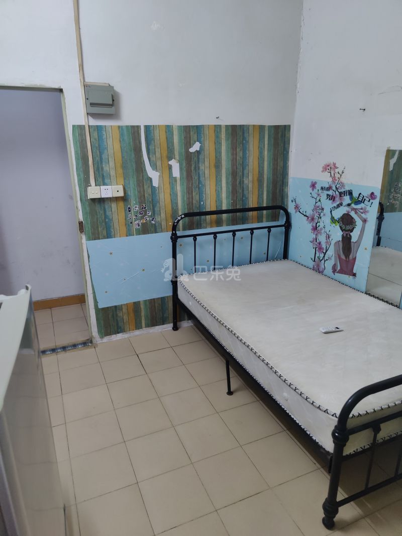 南山村6527905卧室图2