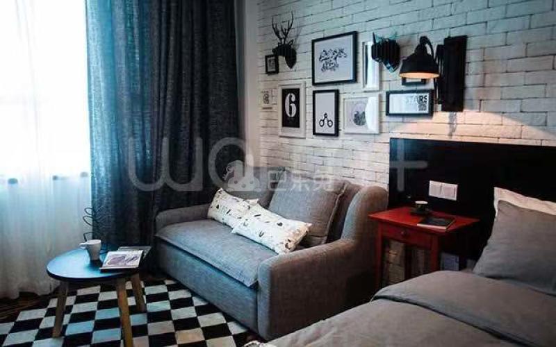 金地草莓社区缤纷家6535195客厅图3