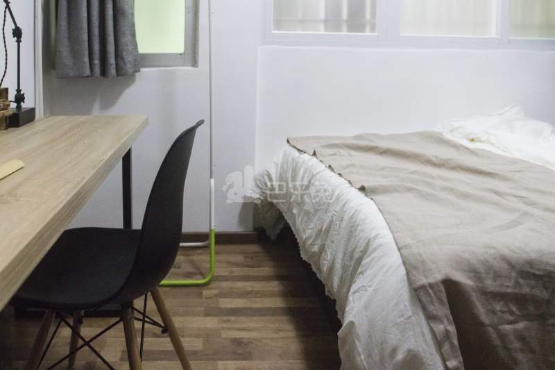 金地草莓社区海乐家1号6535492卧室图4