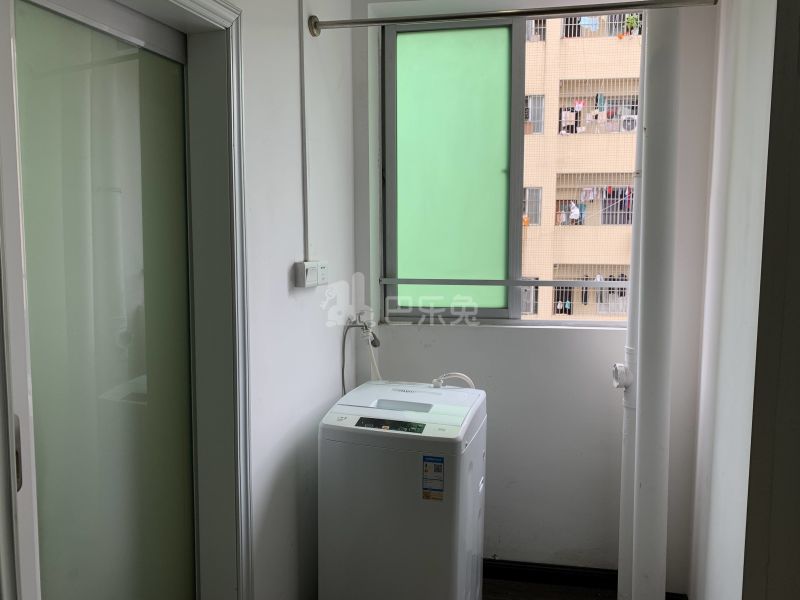 金地草莓社区（大益店）6536899卧室图2