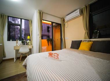 泊寓龙岗龙园公社 1室0厅0卫