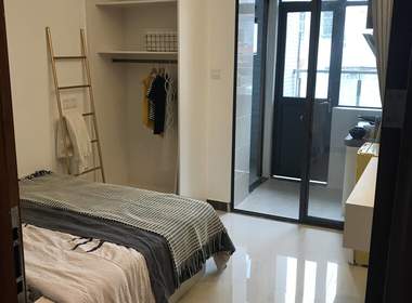 庭苑公寓（罗汉松店） 1室0厅1卫