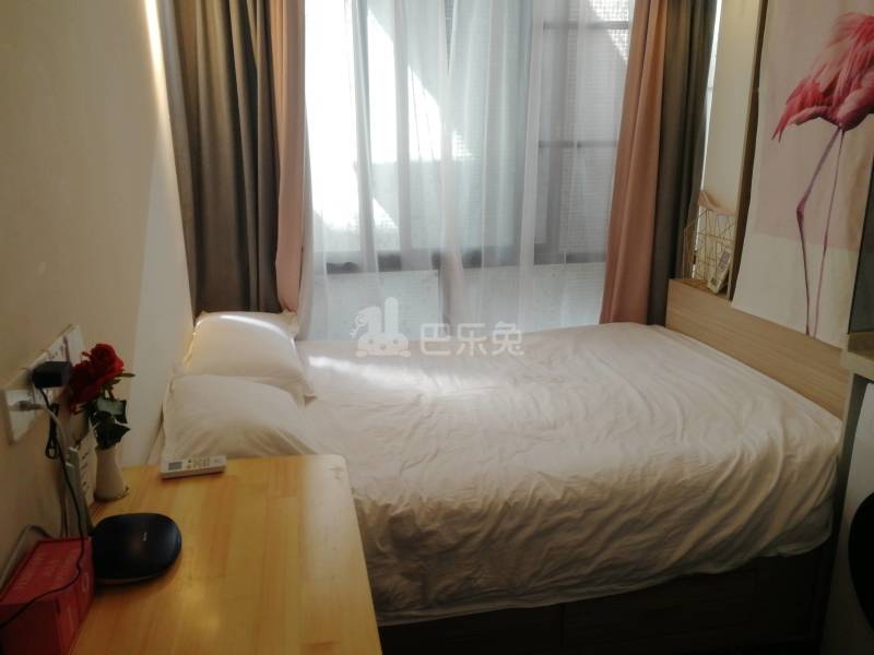 石厦东村215栋6574586卧室图0