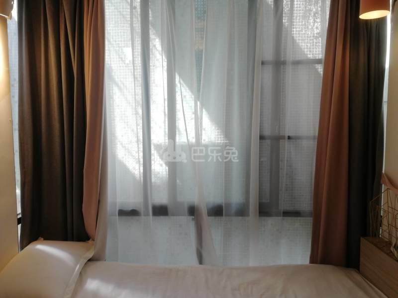 石厦东村215栋6574586卧室图4