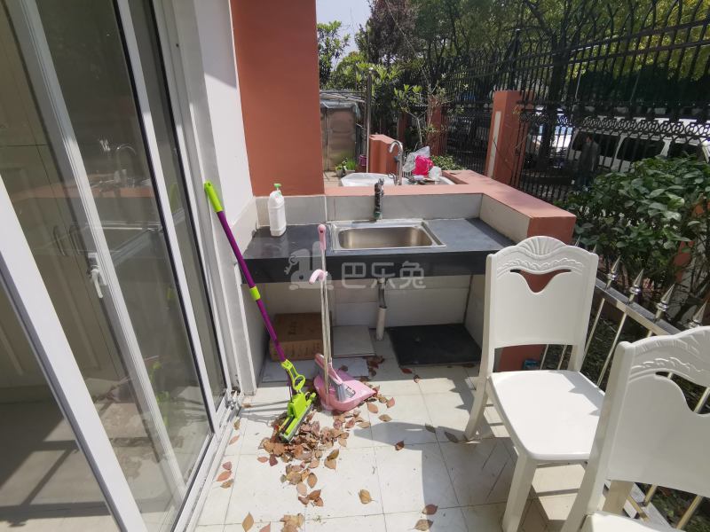 樱花路89弄小区6574776客厅图6