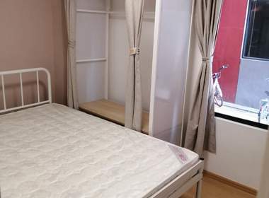 泊寓布吉大芬黄金公社 1室0厅1卫