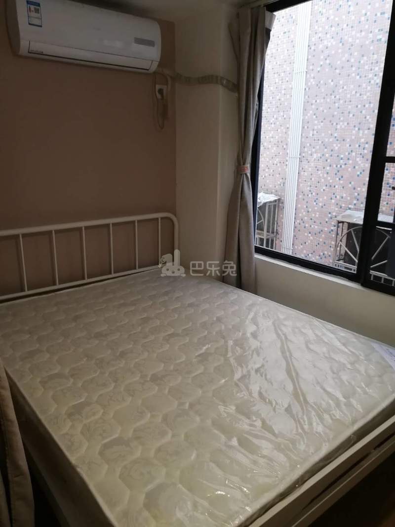 泊寓布吉大芬黄金公社6580903卧室图1