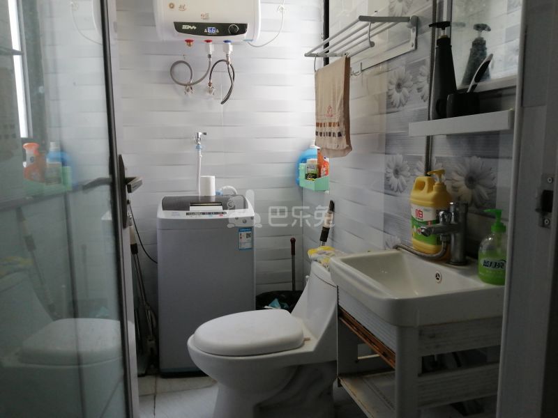 妙虹新苑6584853卫生间图6