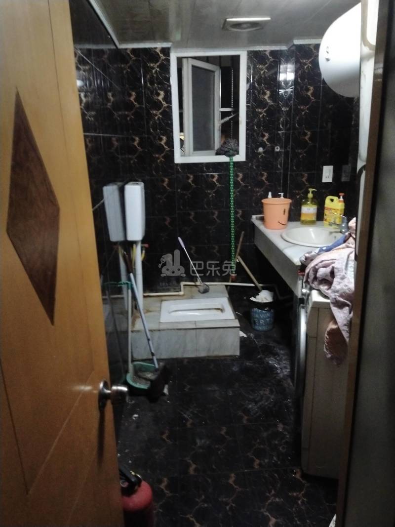 大马弄小区6586823卫生间图0
