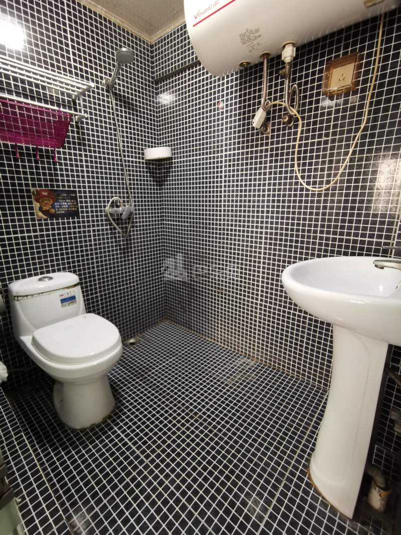 未来域（大行宫店）6596626卫生间图2