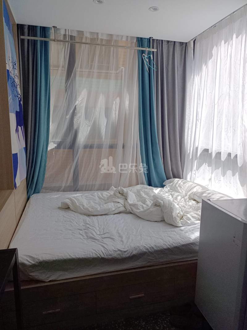 石厦东村215栋6604736卧室图0