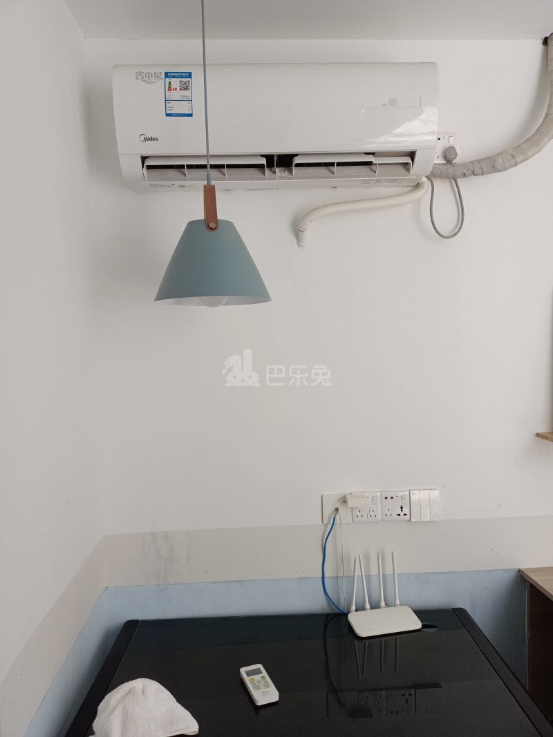 石厦东村215栋6604736卧室图2